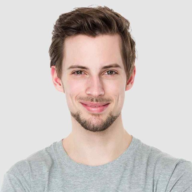 https://academy-drone.irobotics.store/wp-content/uploads/2017/12/team_03-640x640.jpg