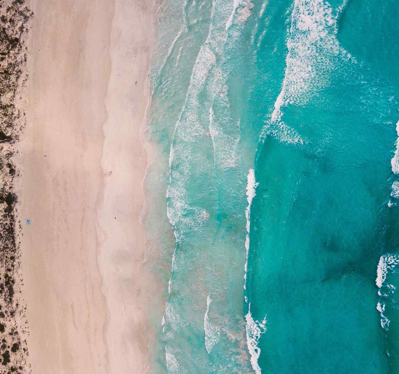 https://academy-drone.irobotics.store/wp-content/uploads/2018/01/home_inner_12-1280x1200.jpg